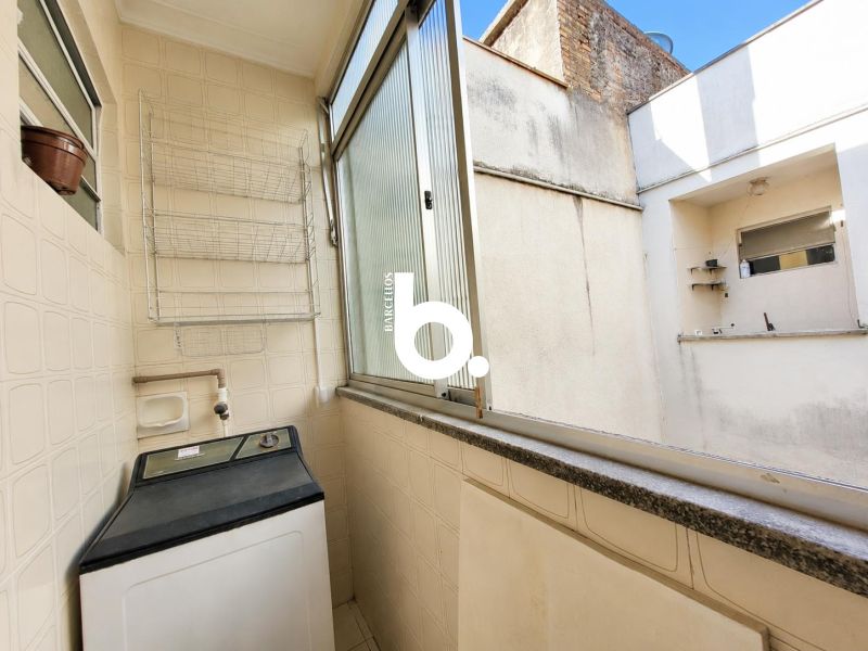 Apartamento mobiliado com 1 dormitório próximo à Redenção | 42 m² | Cidade Baixa