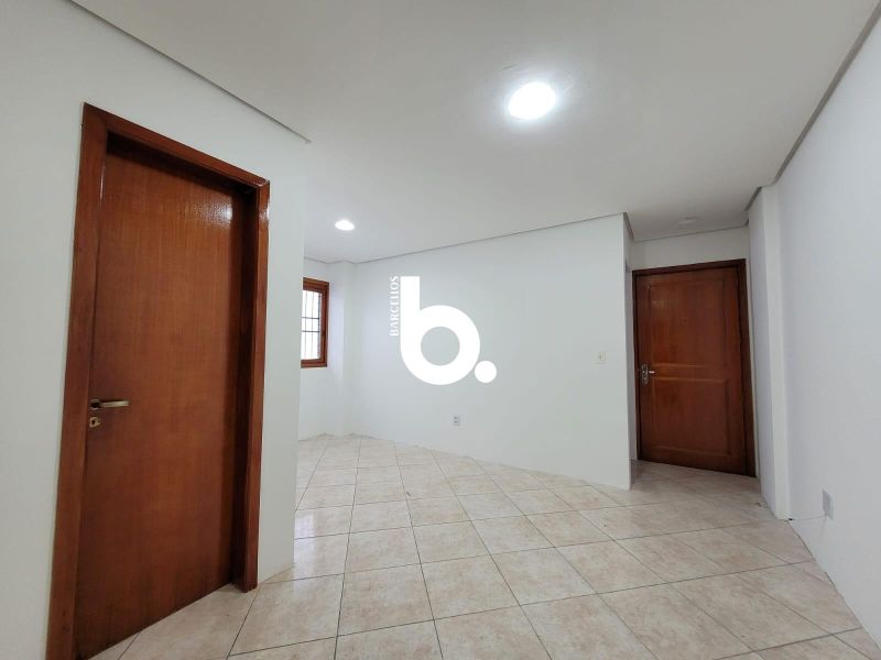 Apartamento de 2 Dormitórios com Living Amplo no Bairro Santana
