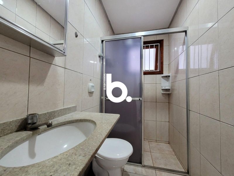Apartamento de 2 Dormitórios com Living Amplo no Bairro Santana
