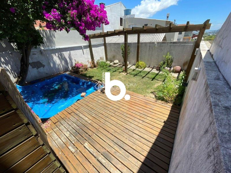 Casa em Condomínio de 3 Dormitórios à Venda no Bairro Vila Nova