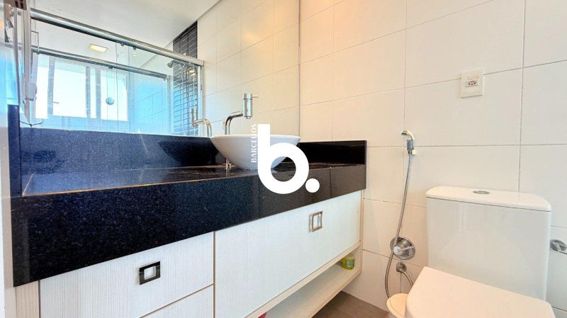 Casa em Condomínio de 3 Dormitórios à Venda no Bairro Vila Nova