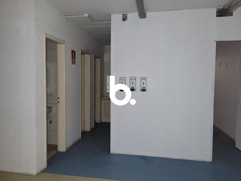 Loja Comercial com 1.000 m² em 3 Pavimentos no Centro Histórico de Porto Alegre