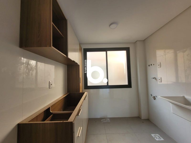 Apartamento 49m² com 1 vaga de garagem e excelente localização próximo à Av. Ipiranga