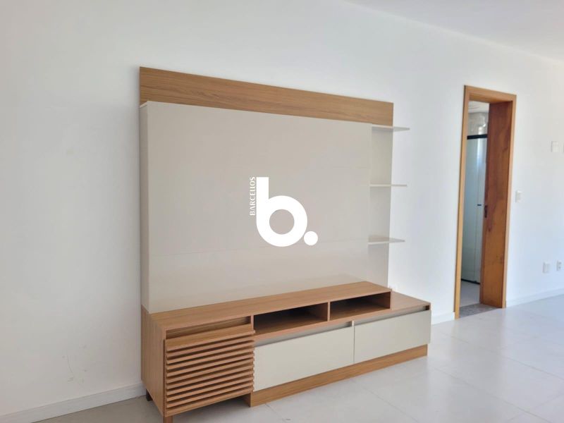 Apartamento 49m² com 1 vaga de garagem e excelente localização próximo à Av. Ipiranga