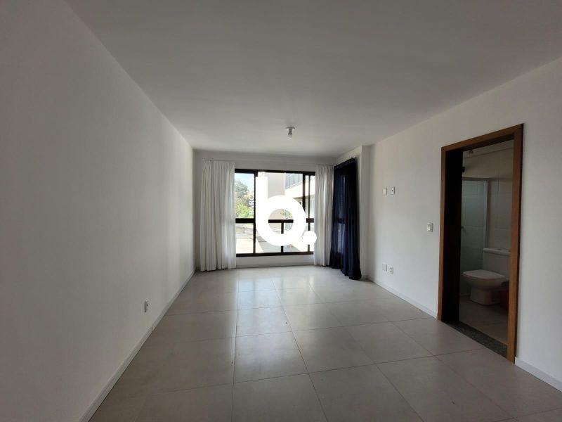 Apartamento 49m² com excelente localização próximo à Av. Ipiranga