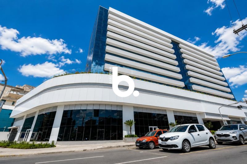 Sala Comercial com Vista para o Moinhos de Vento | 38 m² | 1 Vaga