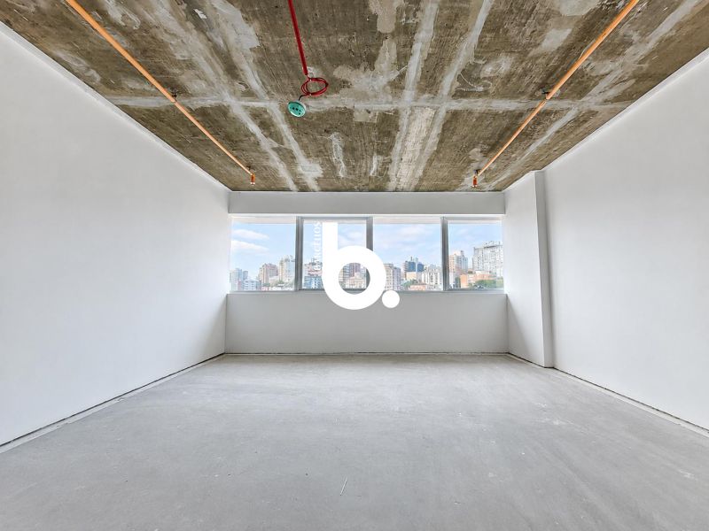 Sala Comercial com Vista para o Moinhos de Vento | 38 m² | 1 Vaga
