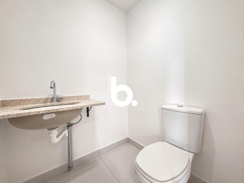 Sala Comercial com Vista para o Moinhos de Vento | 38 m² | 1 Vaga