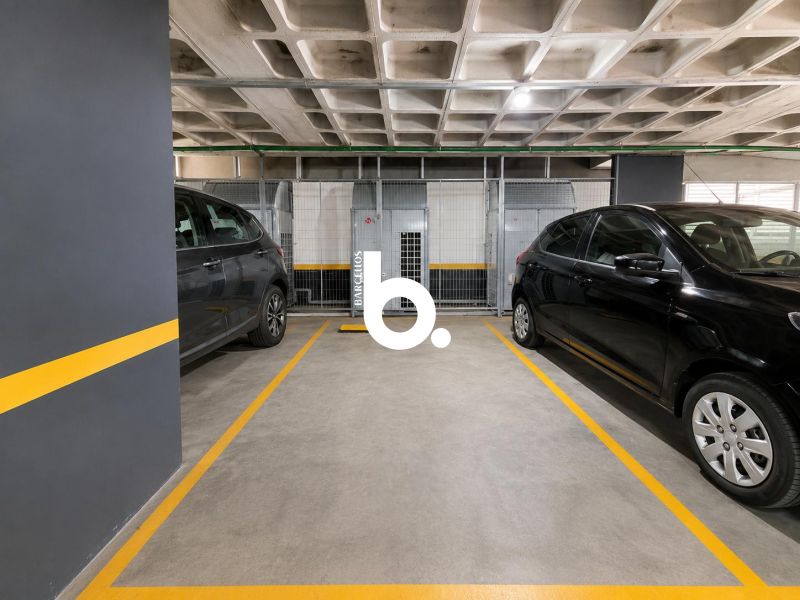 Sala Comercial com Vista para o Moinhos de Vento | 38 m² | 1 Vaga