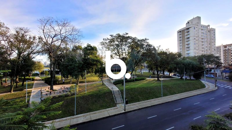 Apartamento Semi Mobiliado com 2 Dormitórios, 66m² e Vaga no Jardim Botânico