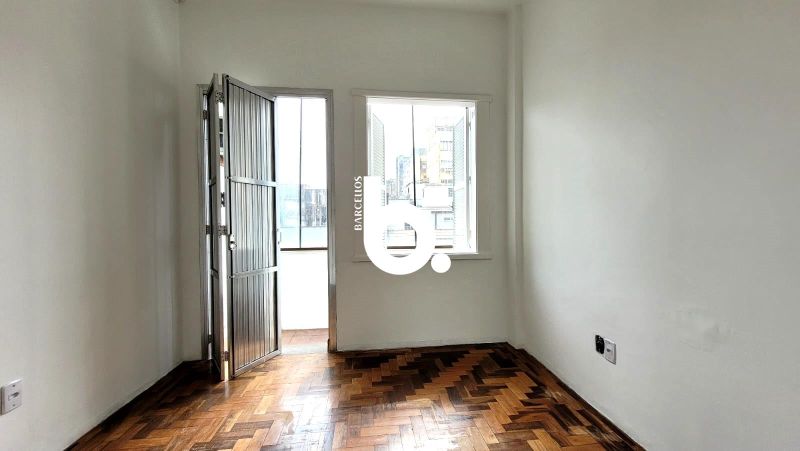 Apartamento de 2 Quartos para Locação no Centro Histórico de Porto Alegre