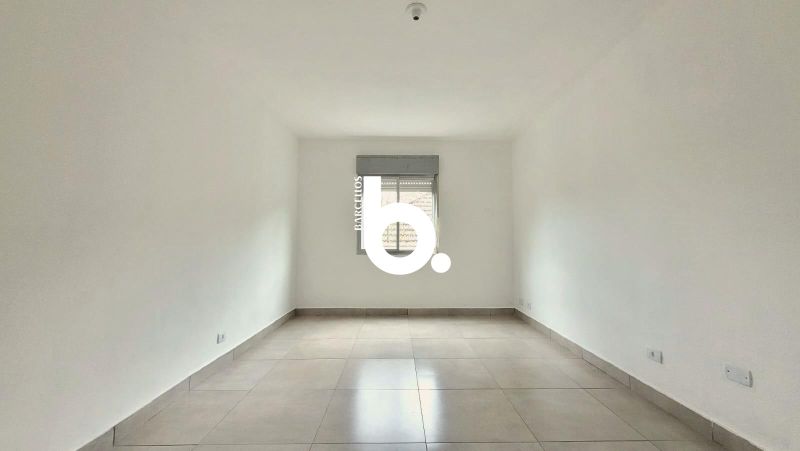 Apartamento de 2 dormitórios, 63 m², totalmente reformado no Nonoai