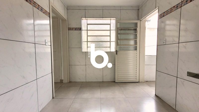 Apartamento de 2 dormitórios, 63 m², totalmente reformado no Nonoai