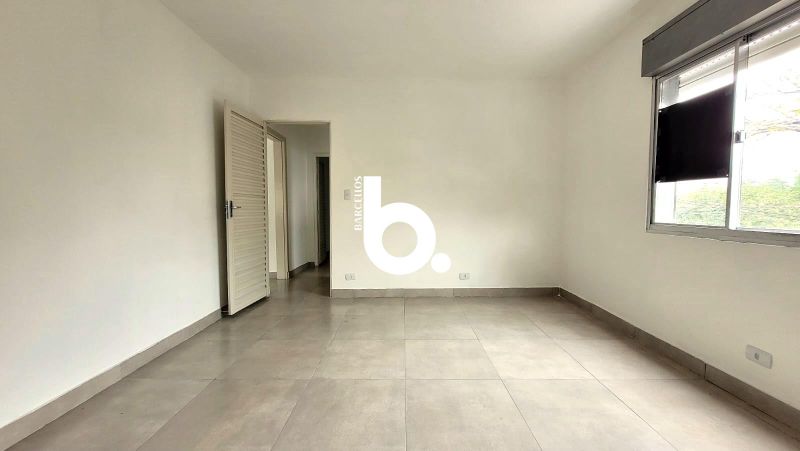 Apartamento de 2 dormitórios, 63 m², totalmente reformado no Nonoai