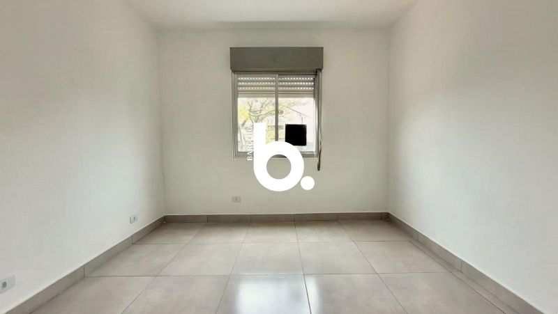 Apartamento de 2 dormitórios, 63 m², totalmente reformado no Nonoai
