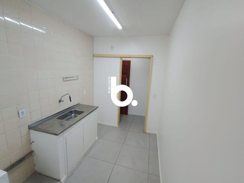 Apartamento Amplo e Iluminado com 2 Dormitórios no Protásio Alves