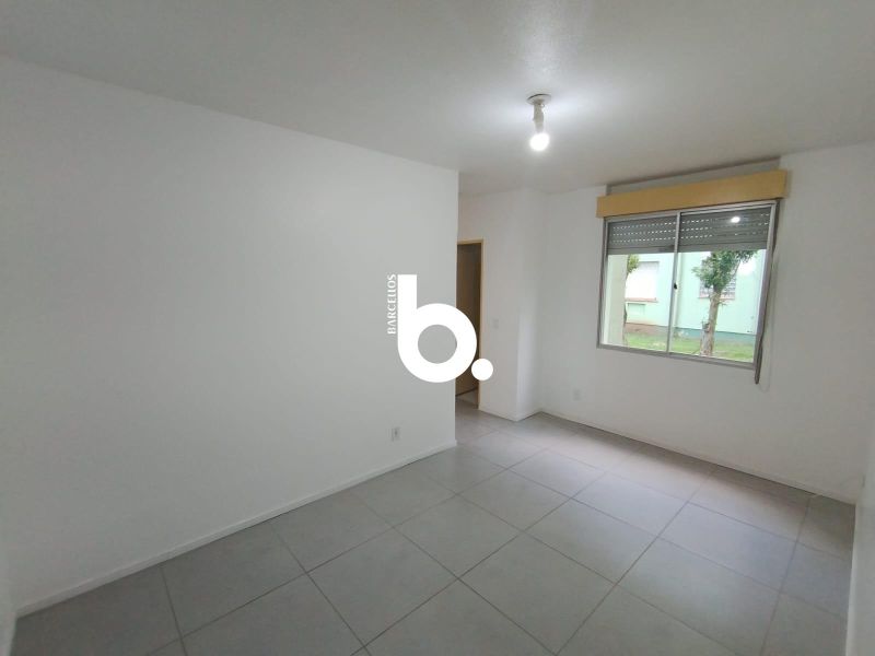 Apartamento Amplo e Iluminado com 2 Dormitórios no Protásio Alves