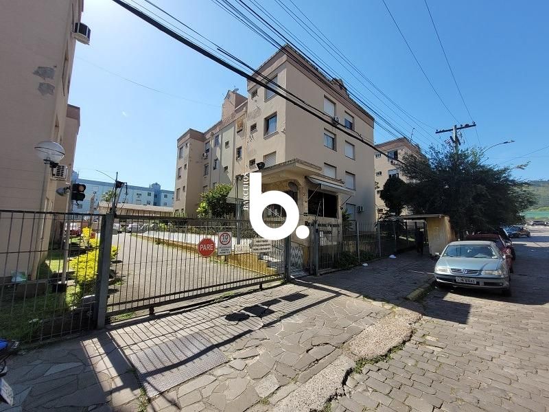 Apartamento Amplo e Iluminado com 2 Dormitórios no Protásio Alves