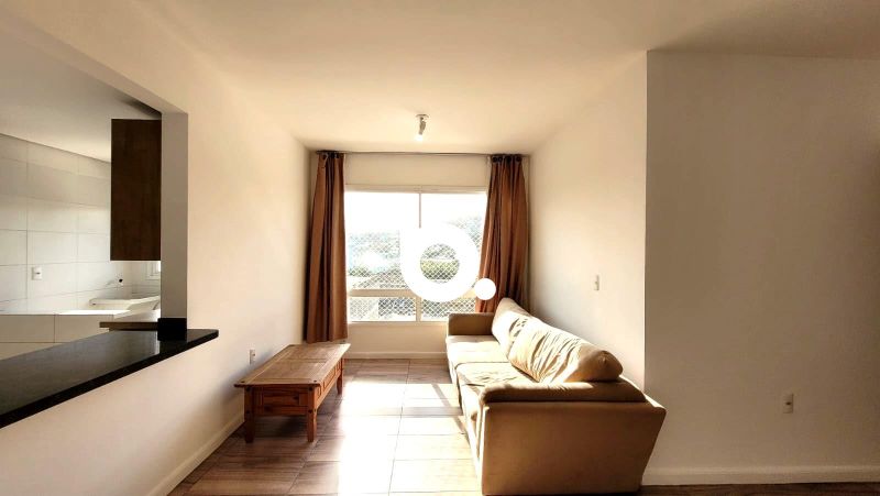 Apartamento Semimobiliado de 2 Dormitórios para Locação no Bairro Tristeza