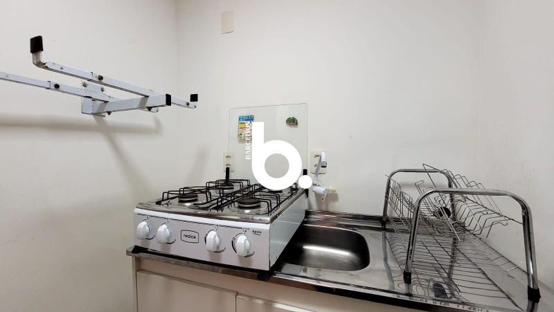 Apto com 1 quarto e 1 banheiro para alugar no bairro Centro Historico, Porto Alegre