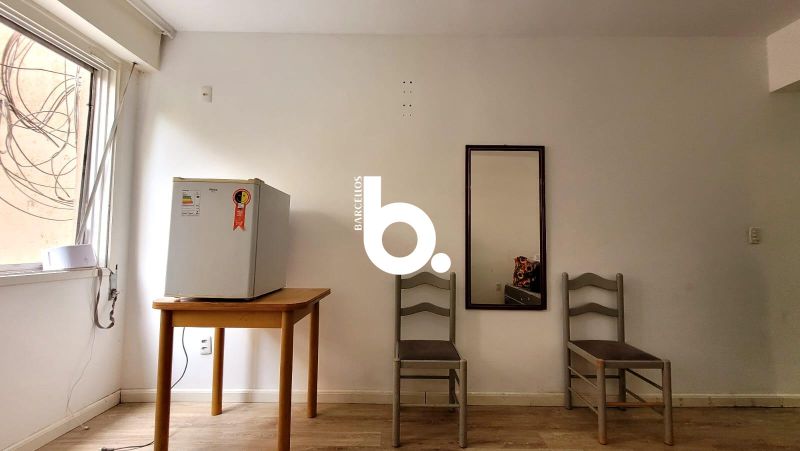 Apto com 1 quarto e 1 banheiro para alugar no bairro Centro Historico, Porto Alegre