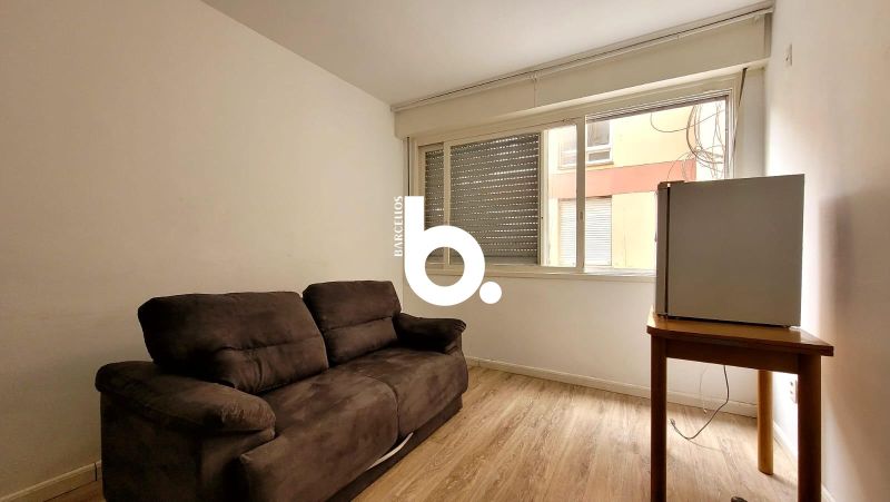 Apto com 1 quarto e 1 banheiro para alugar no bairro Centro Historico, Porto Alegre