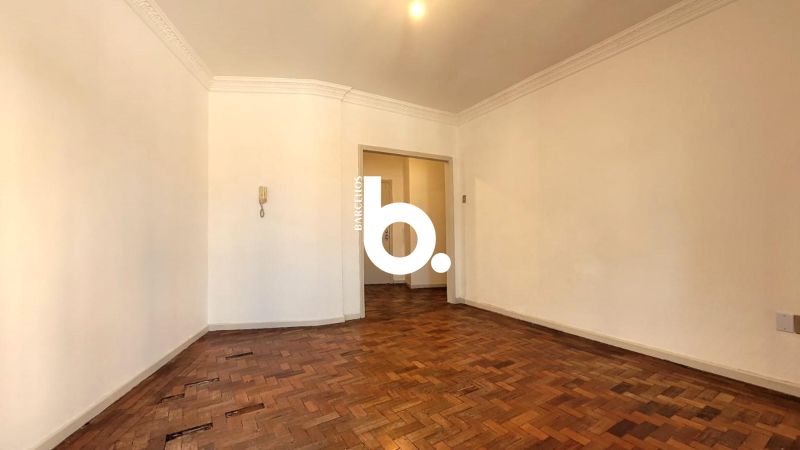 Apartamento 3 dormitórios, 95 m², com sacada no bairro Floresta