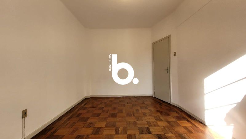 Apartamento 3 dormitórios, 95 m², com sacada no bairro Floresta