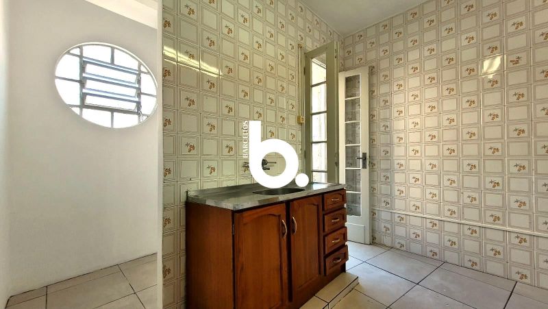 Apartamento 3 dormitórios, 95 m², com sacada no bairro Floresta