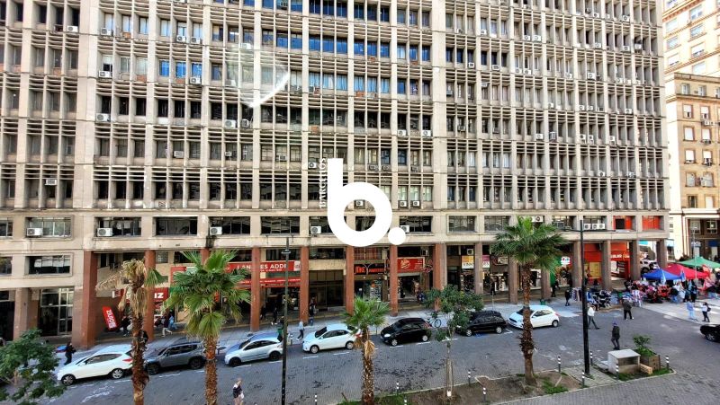 Espaço amplo com possibilidade de transformação em apartamento no Centro de Porto Alegre