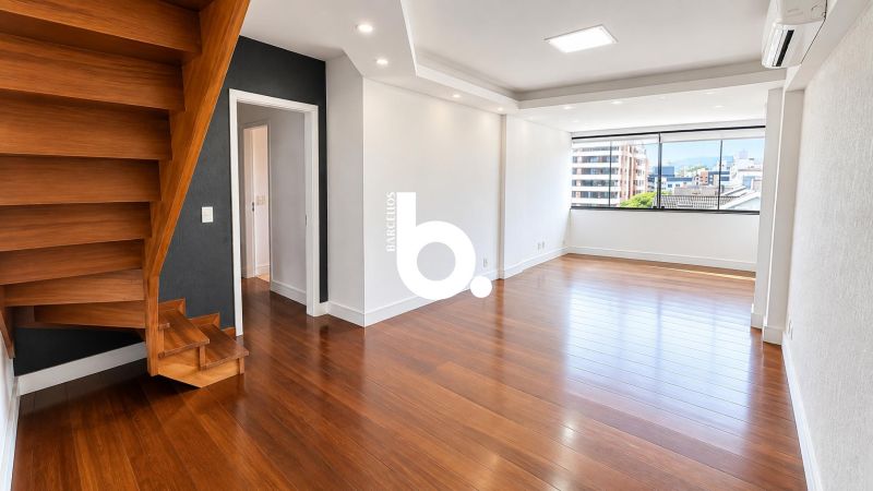 Cobertura 180m² | 2 Dormitórios | Piscina Privativa | 2 Vagas | Tristeza