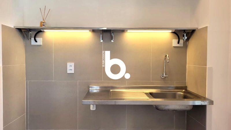 Apartamento 1 Dormitório Reformado com Projeto de Arquiteto | 66 m² | Centro Histórico