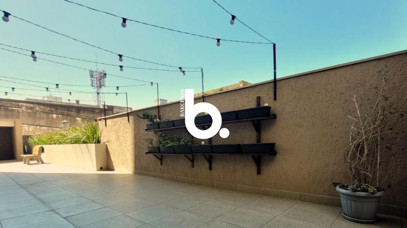 Apartamento 1 Dormitório Reformado com Projeto de Arquiteto | 66 m² | Centro Histórico