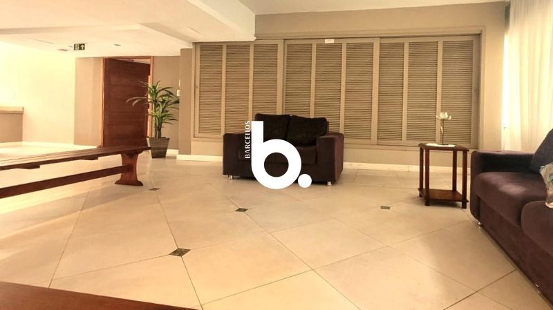 Apartamento 1 Dormitório Reformado com Projeto de Arquiteto | 66 m² | Centro Histórico