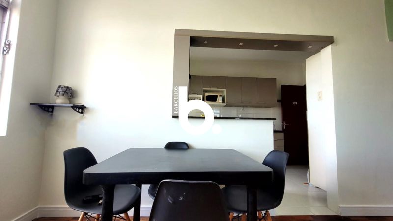 Apartamento 2 Dormitórios com 98m² no Centro Histórico