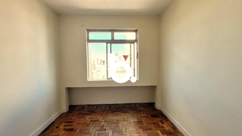 Apartamento 2 Dormitórios com 98m² no Centro Histórico