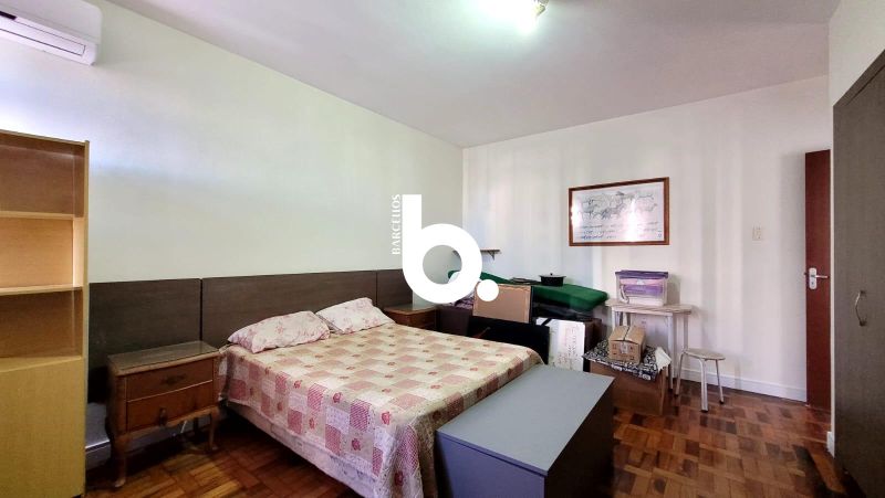 Apartamento 2 Dormitórios com 98m² no Centro Histórico