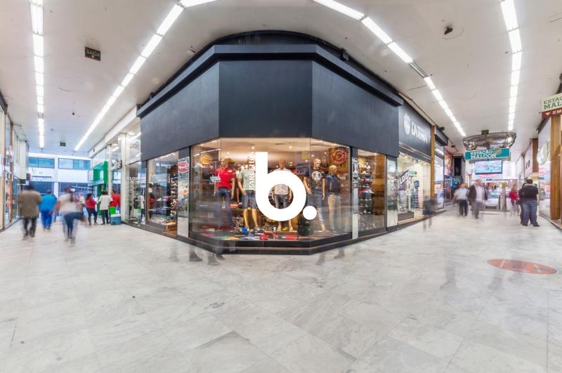 Sala Comercial de 53m² na Galeria Malcon – Frente para a Rua dos Andradas
