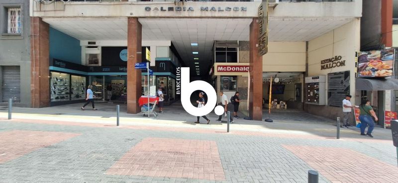 Sala Comercial de 53m² na Galeria Malcon – Frente para a Rua dos Andradas