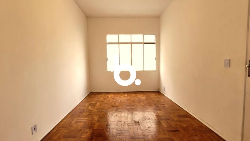 Apartamento 1 Dormitório à Venda no Centro de Porto Alegre | 40m²