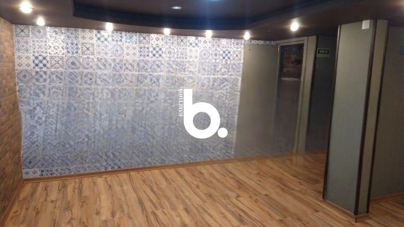 Loja com 2 banheiros e 300m² à venda no bairro Centro Historico, Porto Alegre