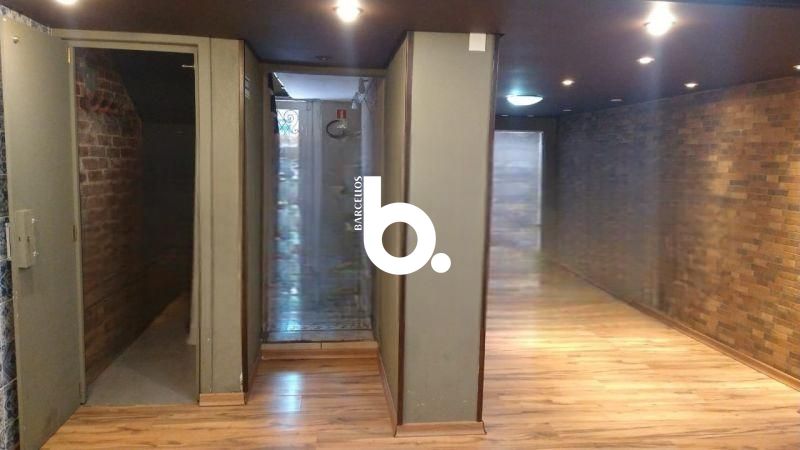 Loja com 2 banheiros e 300m² à venda no bairro Centro Historico, Porto Alegre