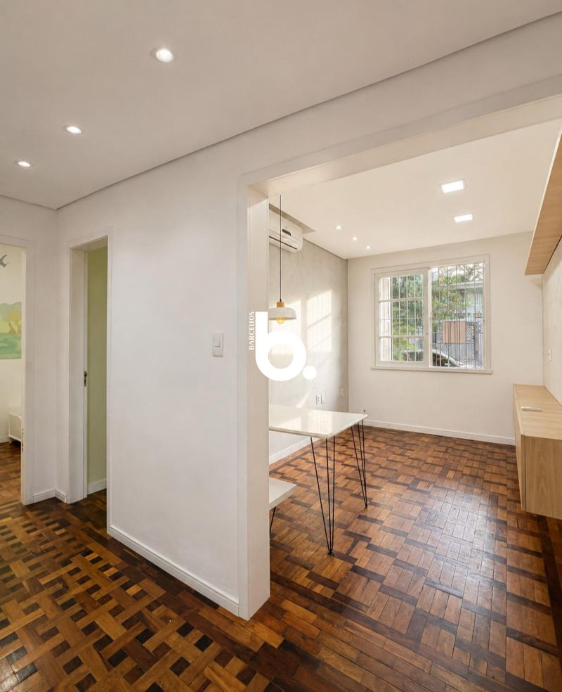Apartamento térreo com área externa e 3 dormitórios