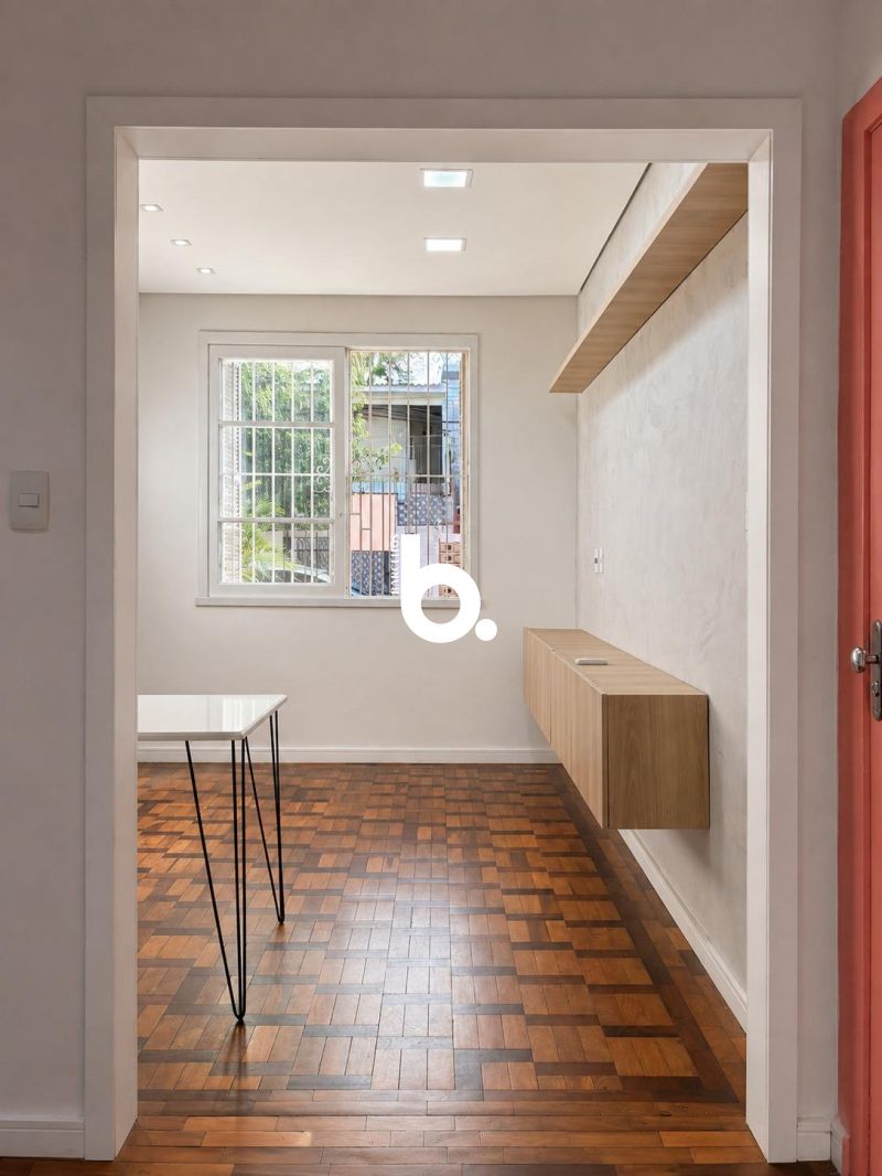 Apartamento térreo com área externa e 3 dormitórios