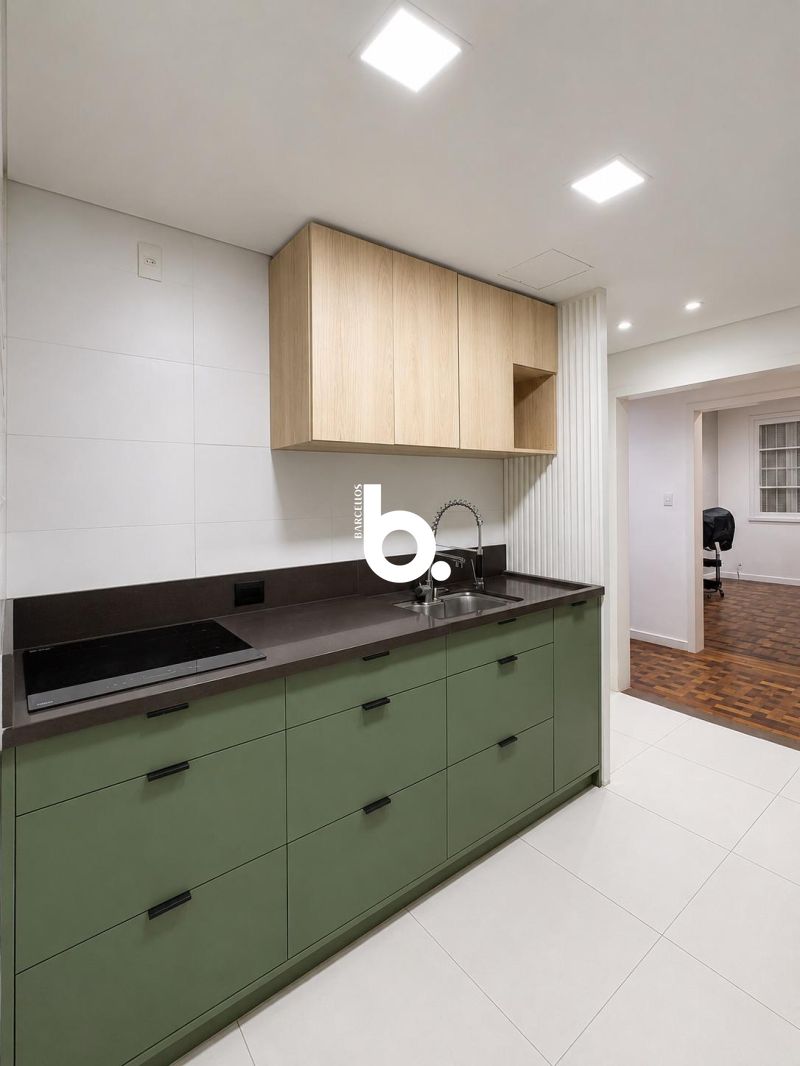 Apartamento térreo com área externa e 3 dormitórios