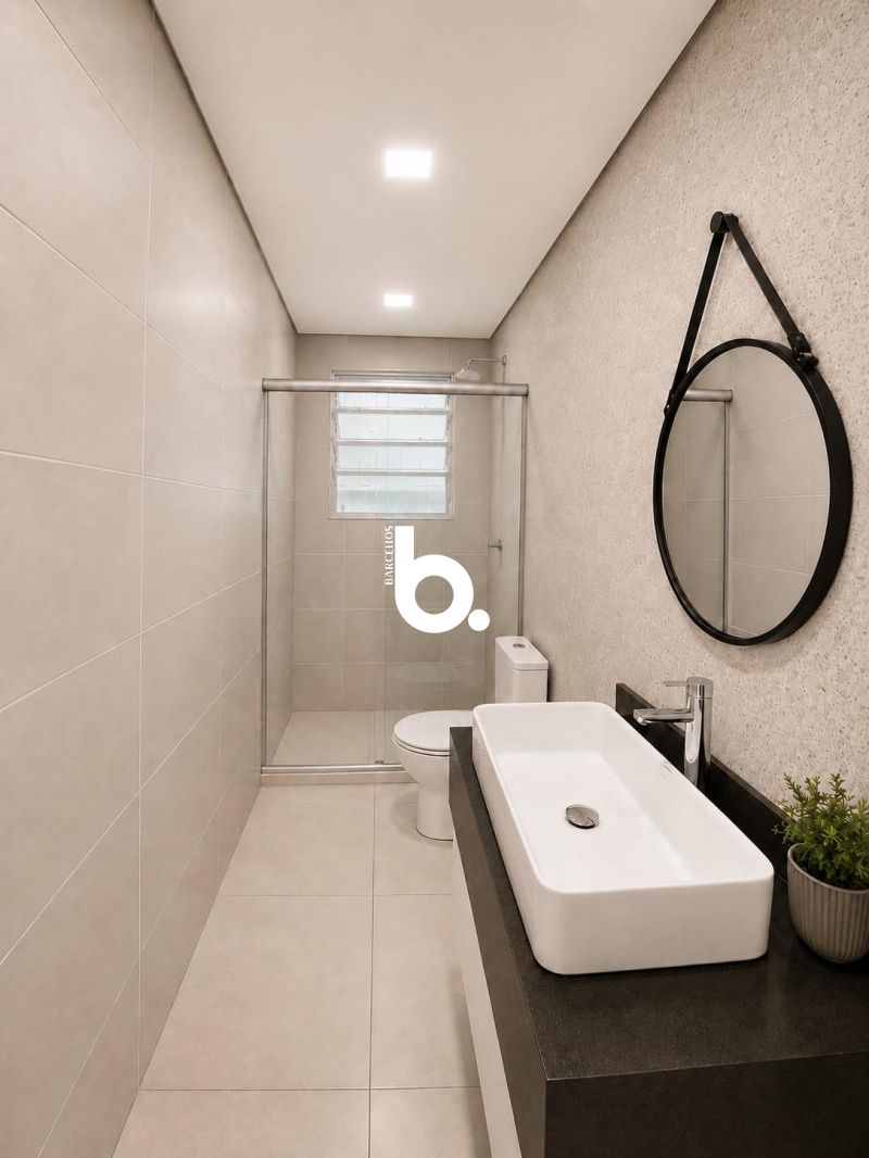 Apartamento térreo com área externa e 3 dormitórios