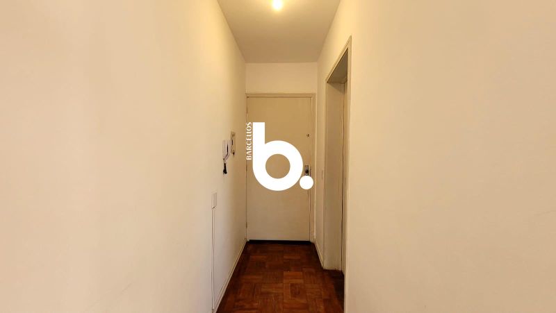 Apartamento de 1 dormitório em andar alto com vista panorâmica