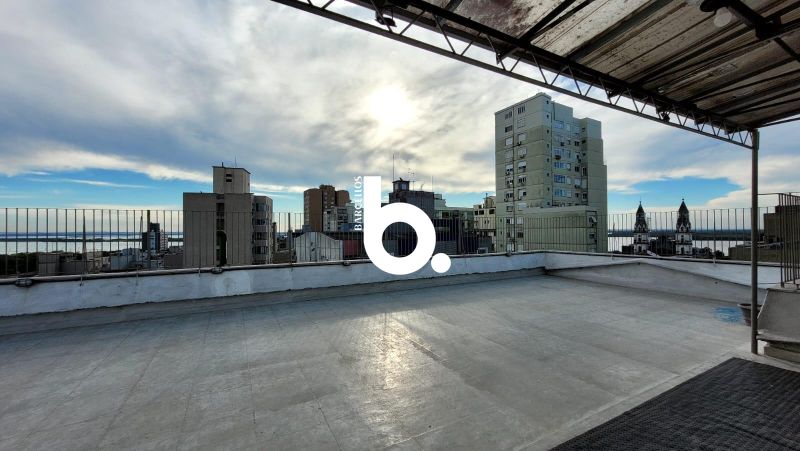 Apartamento de 1 dormitório em andar alto com vista panorâmica