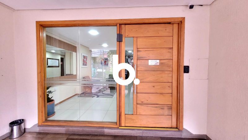 Apartamento de 1 dormitório em andar alto com vista panorâmica