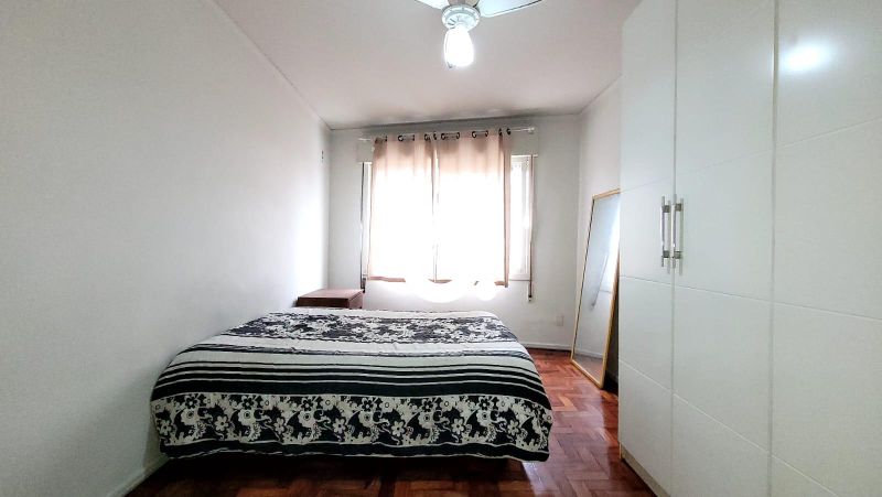Apartamento Semimobiliado de 1 Dormitório com Sacada na Avenida Cavalhada